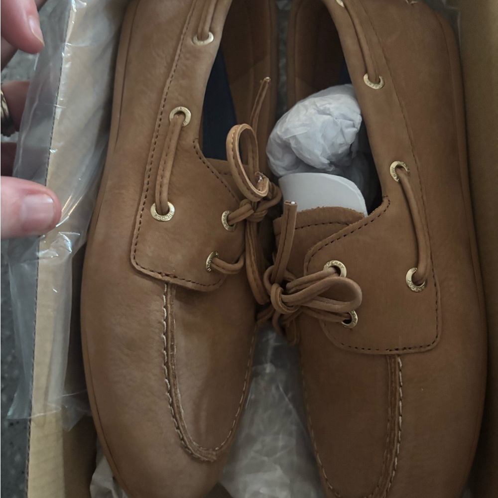Sperry Tan Leather Boat Shoes
